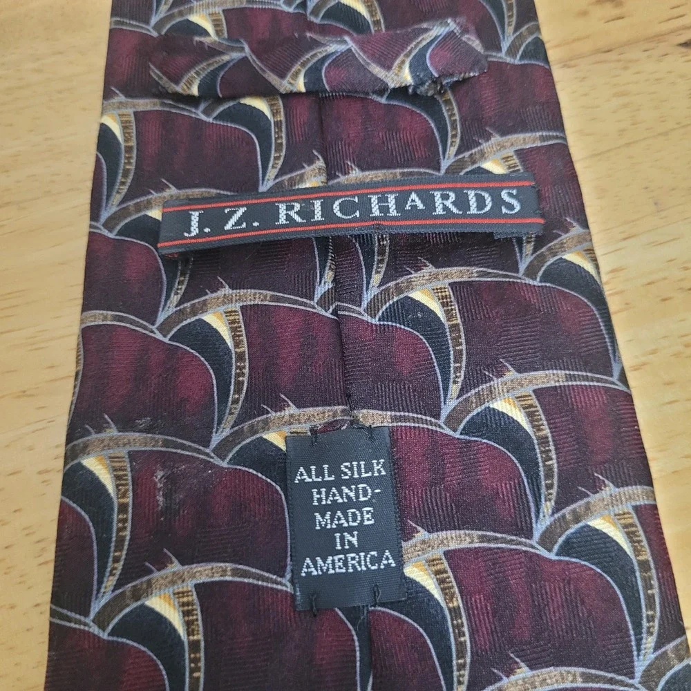 JZ Richards Men Burgundy Purple Geometric Fan Silk Necktie Hand Made in USA